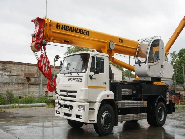 автокран 25 тонн